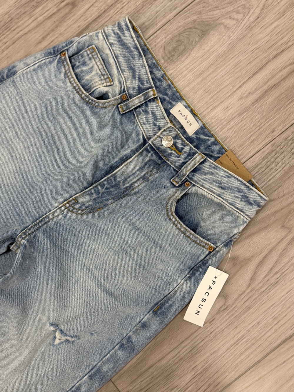 PacSun Light Wash 90s Boyfriend Jeans